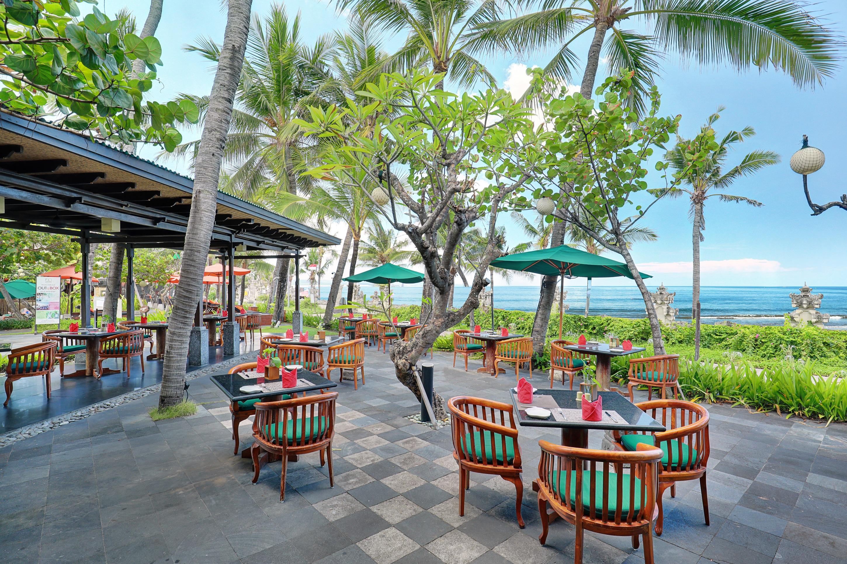 Legian Beach Hotel Ngoại thất bức ảnh